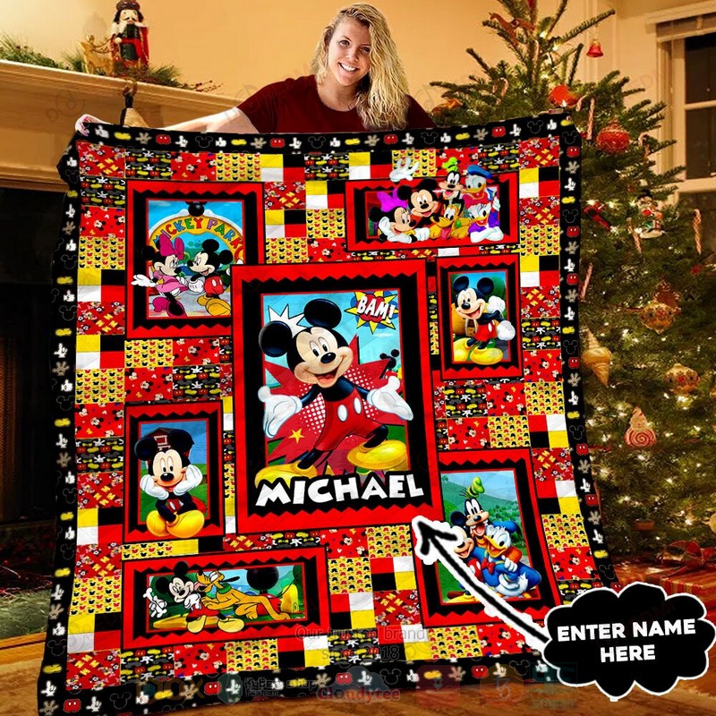 HOT Mickey Mouse and Friends Cute Custom Name Luxury Quilt 6