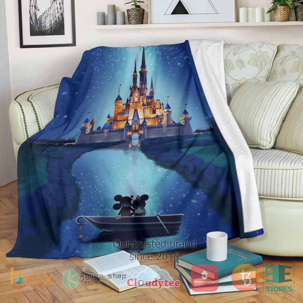 HOT Journey To Castle Mickey And Minnie Blanket 8